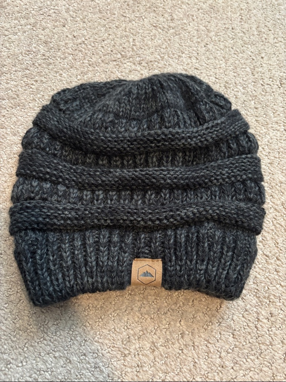 NWOT Tough Headwear Cable Knit Beanie Women’s